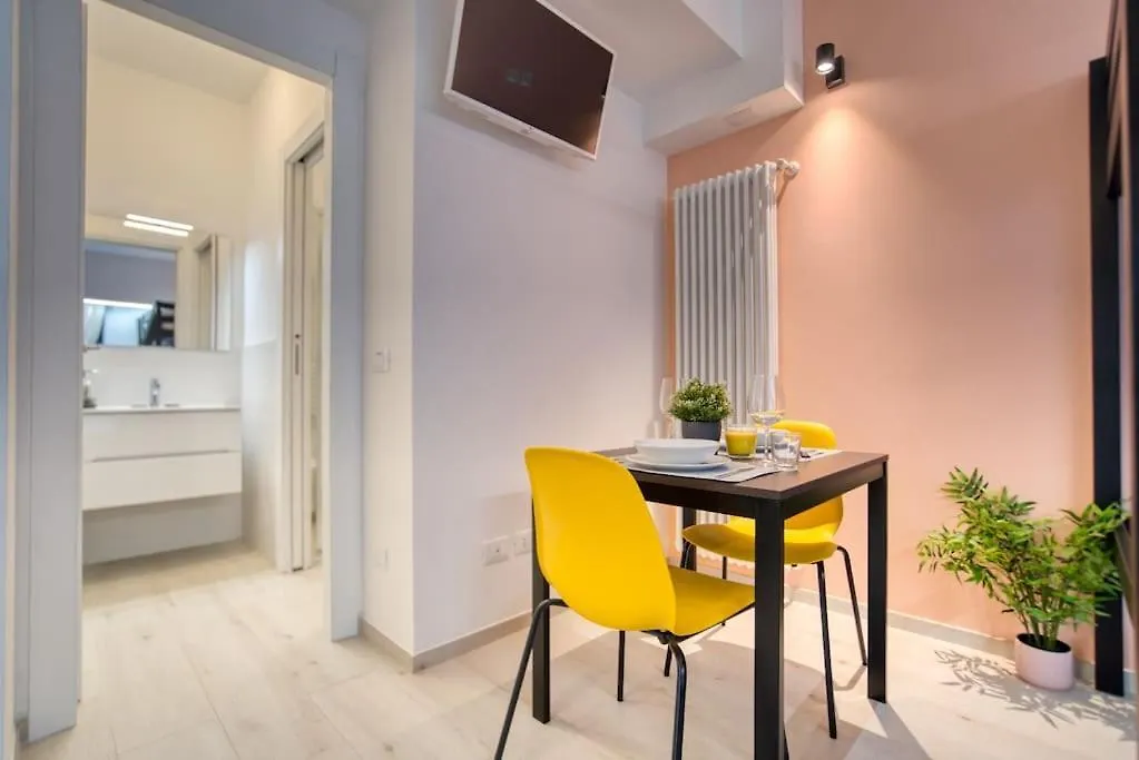 Apartment Suzzani 273 - Interno A4 Milan
